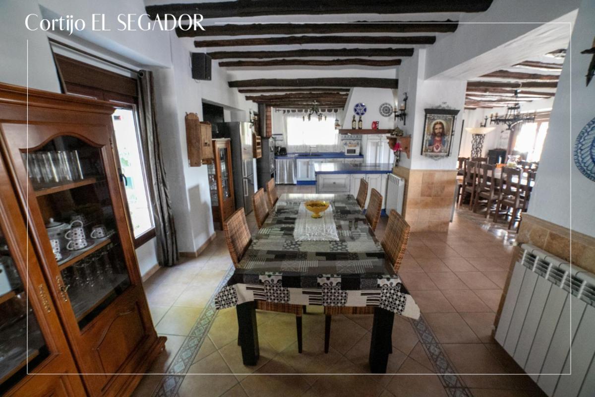 Cortijo El Segador Y El Capricho Villa Almedinilla Exterior foto